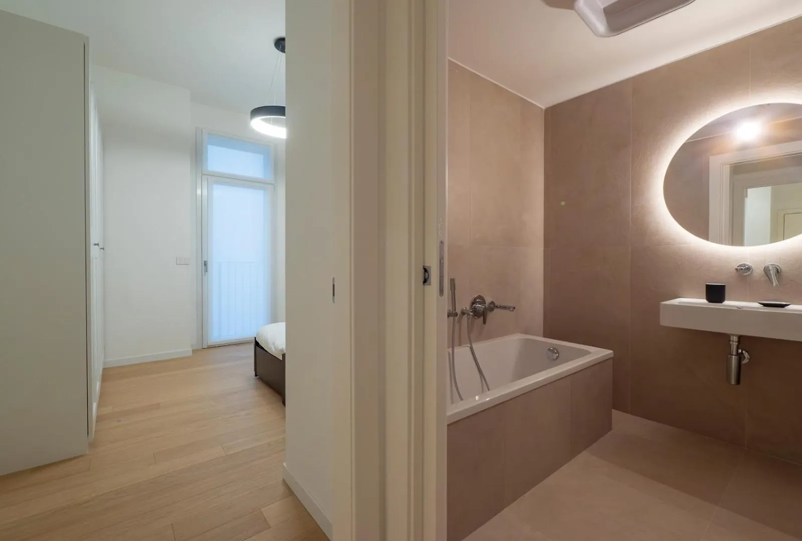 Xenia Milano - 3Rooms Apt In Via Petrella 4 C 公寓 米兰
